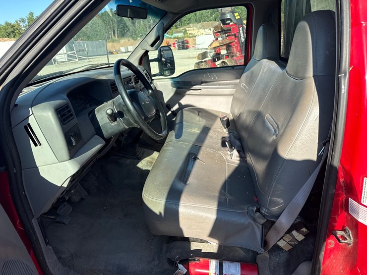 2001-ford-f350-image-33