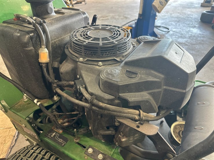 2020-john-deere-w48m-image-11