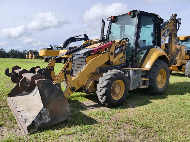 caterpillar-420f2-it-image-2