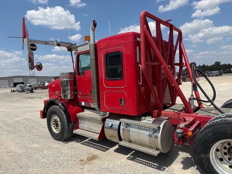 2019-kenworth-t800-image-11