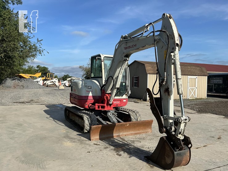 2018-takeuchi-tb260-image-6