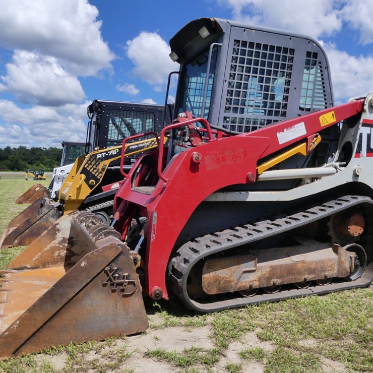 2015 TAKEUCHI TL8