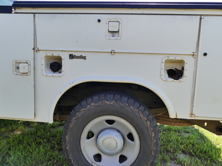 2008-ford-f250-xl-image-8