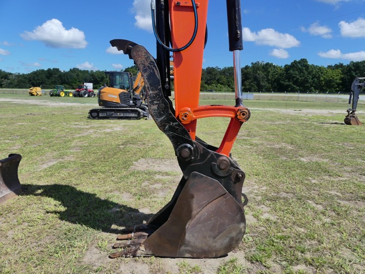 2021-kubota-kx080-4-image-10