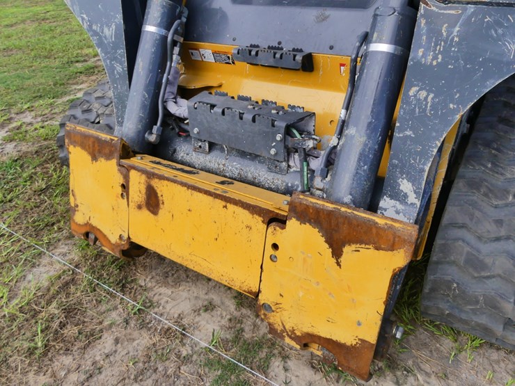 2023-deere-331g-image-10