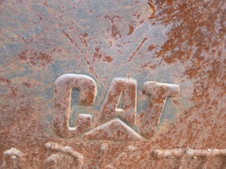 caterpillar-16-image-7