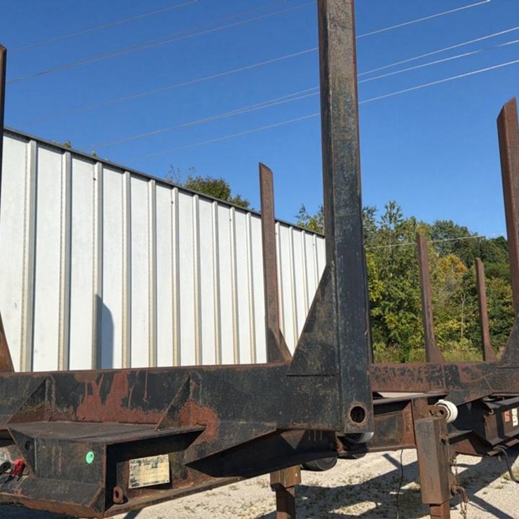 #617 • 1998 Sun Manufacturing Log Trailer
