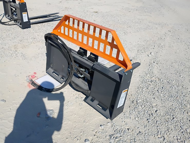 #l85-008-•-landhonor-hydraulic-pallet-fork-skid-steer-attachment-image-6