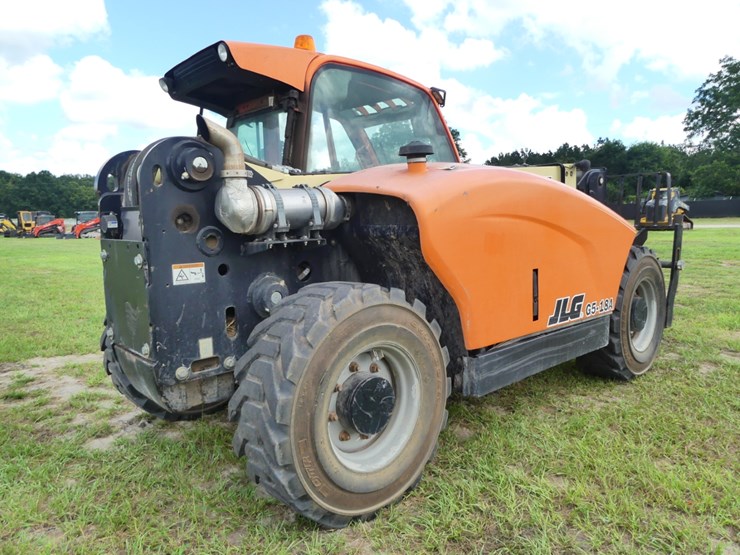 2019-jlg-g5-18a-image-3