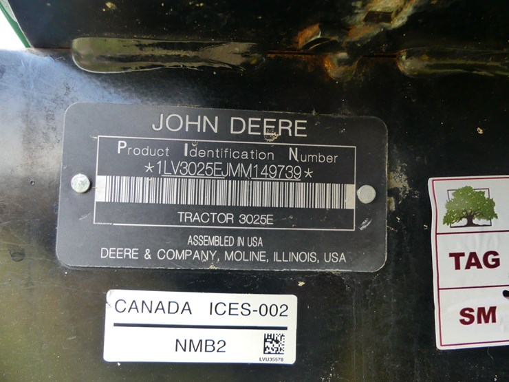 2021-john-deere-3025e-image-13