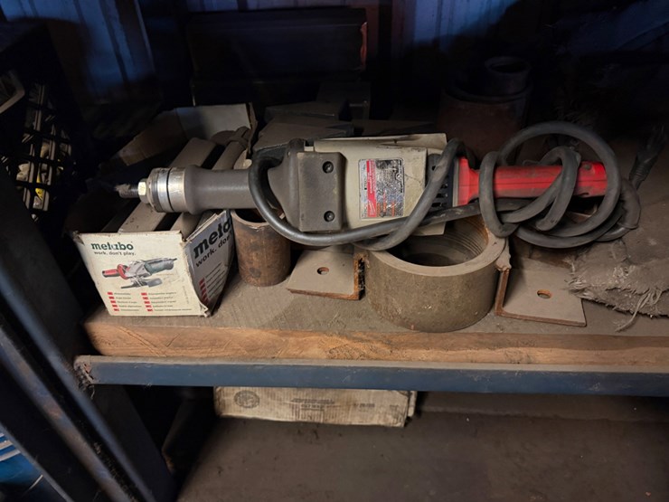 (13)-shelves-w/-welding-related-tools,-wire-&-power-tools-image-5