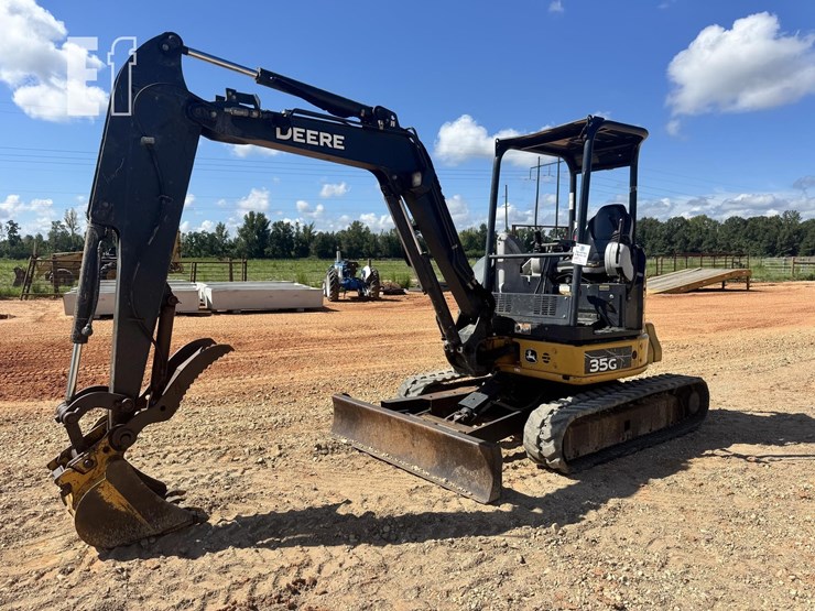 2018-deere-35g-image-1