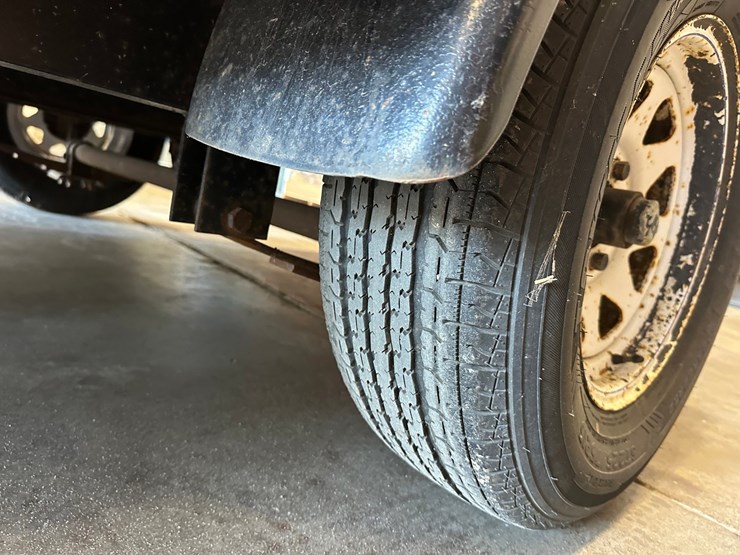 #2861-•-13'-utility-trailer-image-19