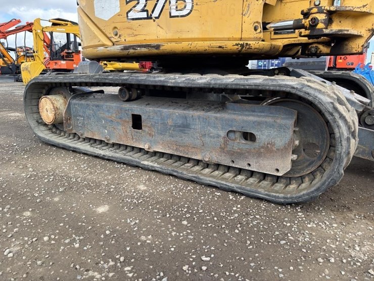 deere-27d-image-25