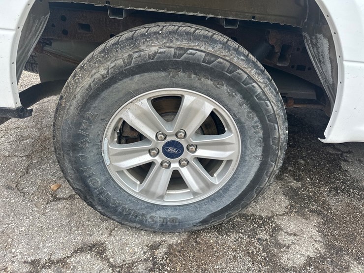 2015-ford-f150-xlt-image-49
