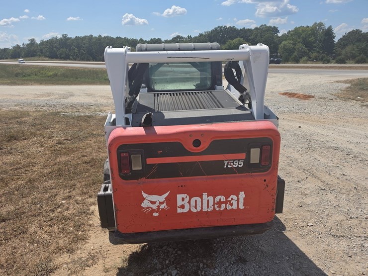 2018-bobcat-t595-image-6