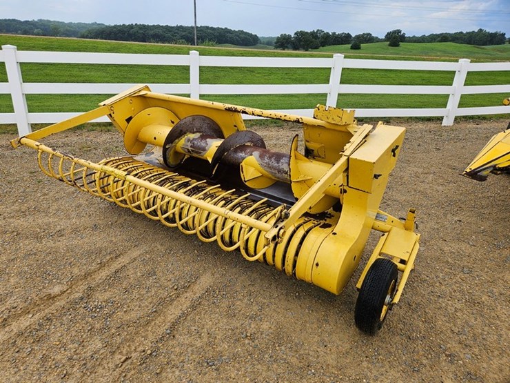 new-holland-900-image-9