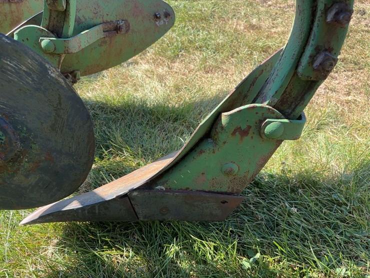 john-deere-14-image-33