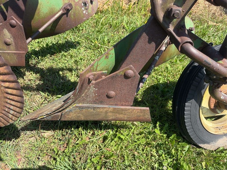 john-deere-14-image-15