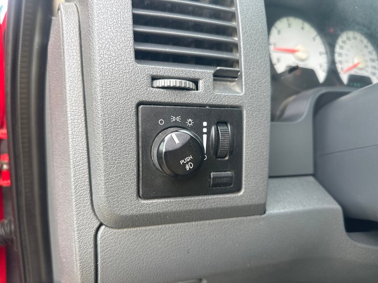 2008-dodge-2500-image-39