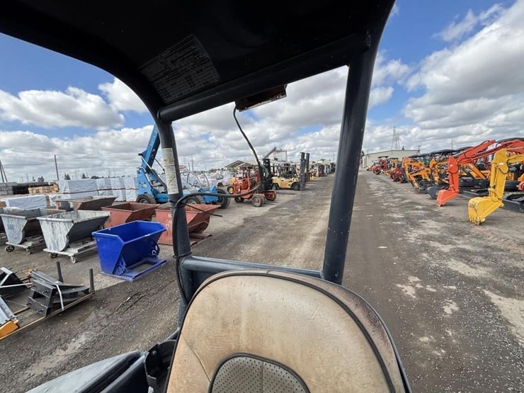 deere-27d-image-39