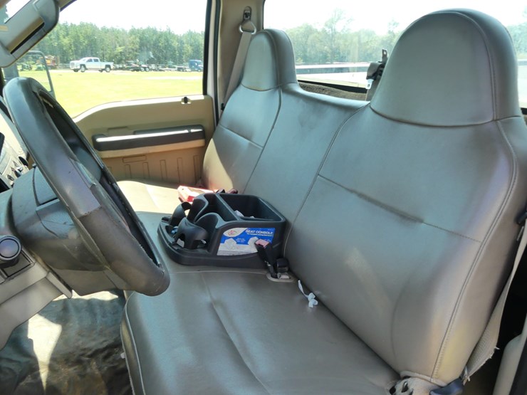 2008-ford-f250-xl-image-10