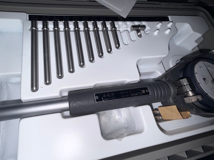section-w/(4)-mitutoyo-2”-thru-10”-depth-gauges,-(1)-mitutoyo-12-18”-od-micrometer,-&-(2)-durometer-guages-image-8