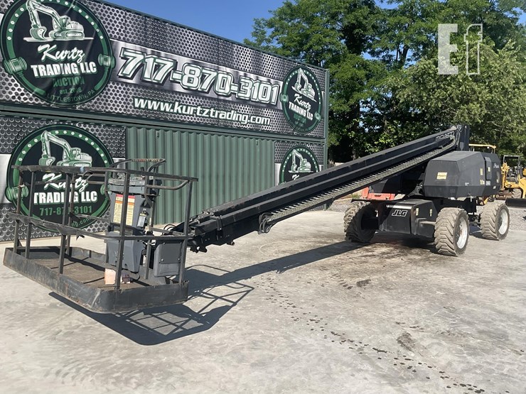 2013-jlg-800s-image-8