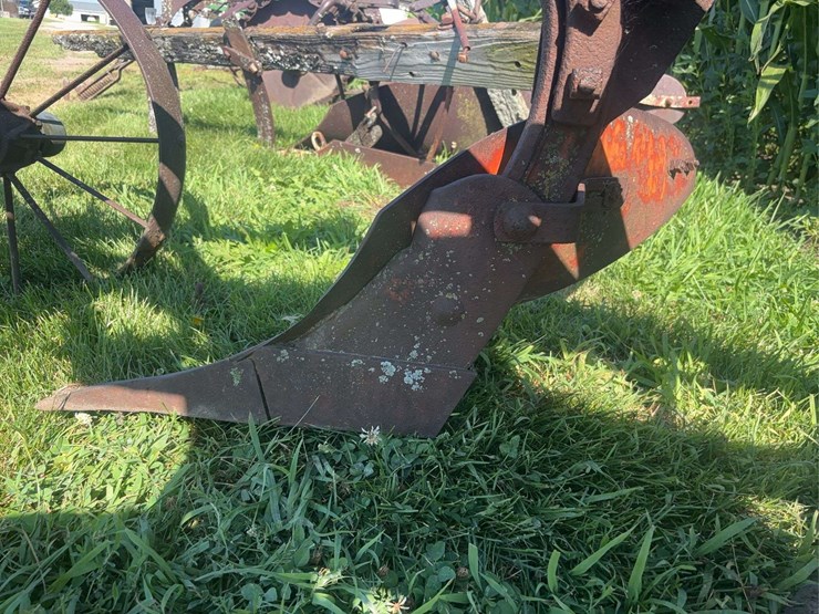john-deere-14-image-26