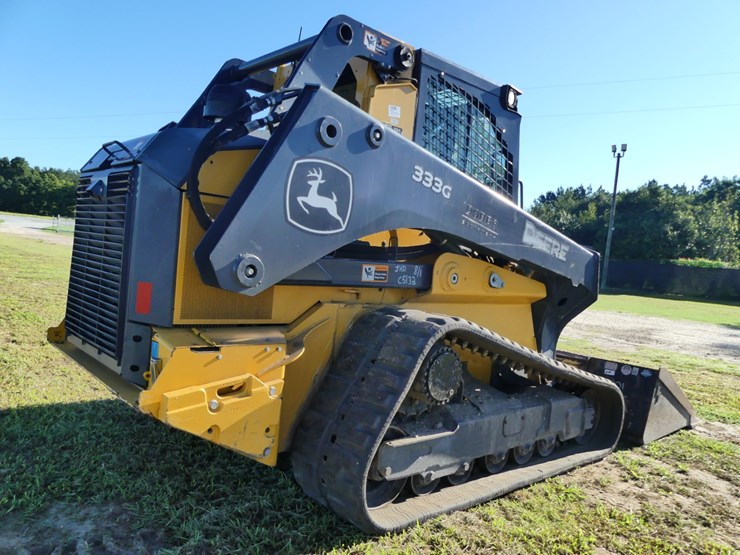 2023-deere-333g-image-3