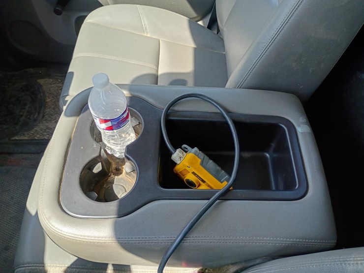 2013-gmc-sierra-3500-image-63