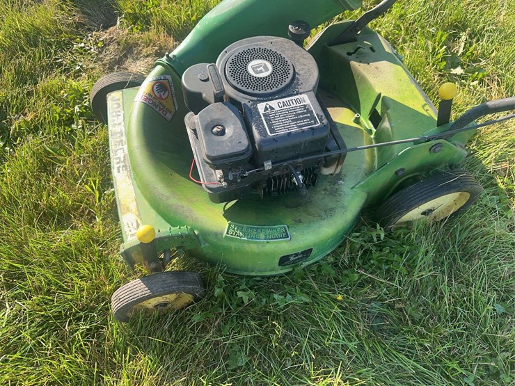 john-deere-21-push-mower-image-2