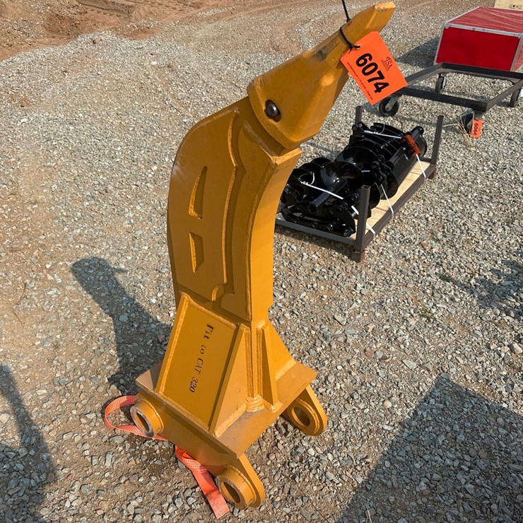 CATERPILLAR 320