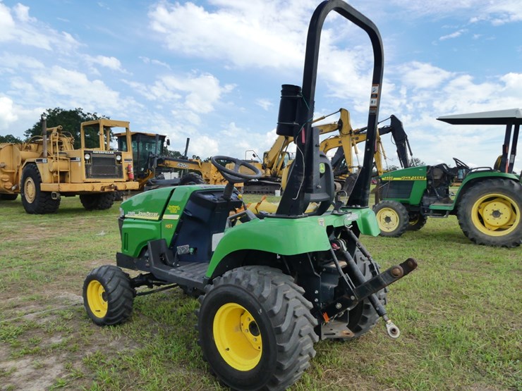 2008-john-deere-2305-image-4