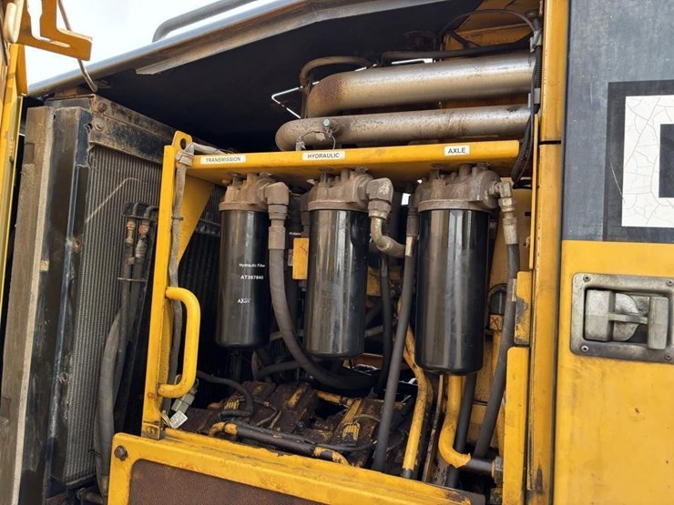 2009-deere-772g-image-78
