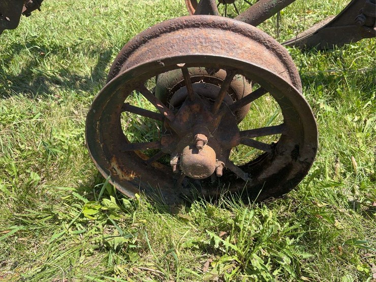 john-deere-14-image-18