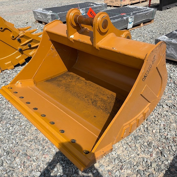 CATERPILLAR 320