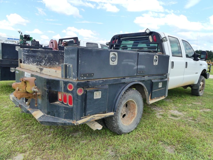 2006-ford-f350-image-3