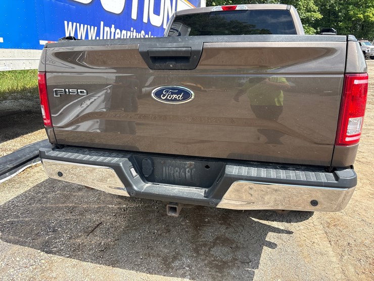 2017-ford-f150-image-33