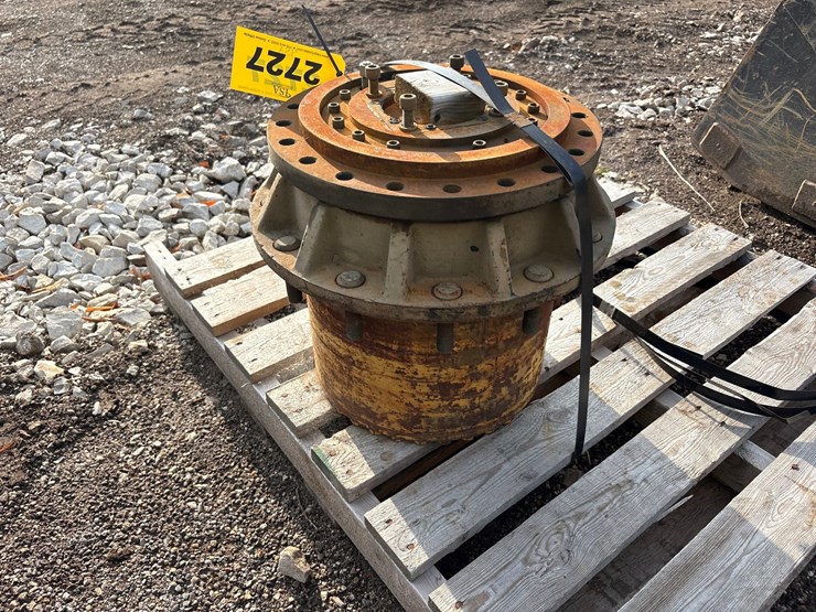 #2727-•-blaw-knox-paver-final-drive-image-3