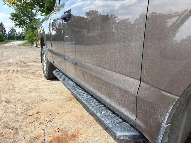 2017-ford-f150-image-22