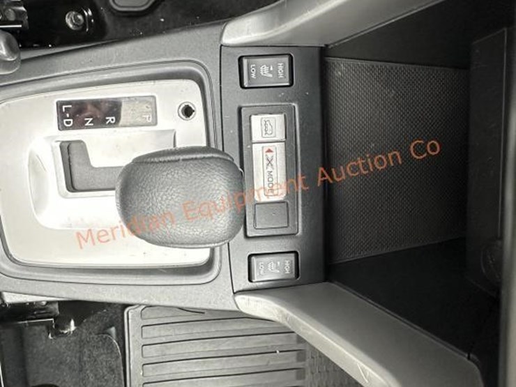 2015-subaru-forester-image-32