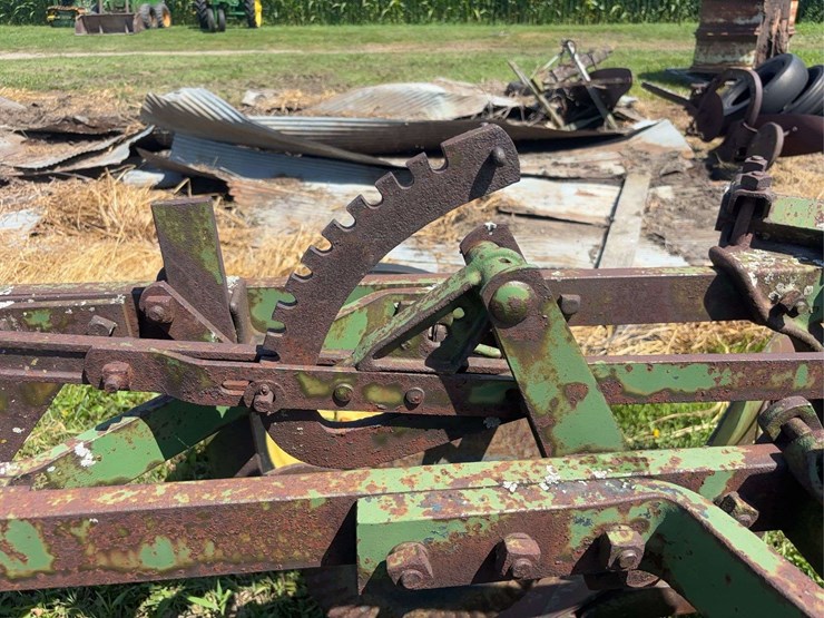 john-deere-14-image-29
