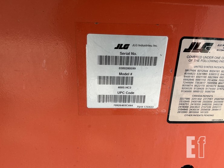 2021-jlg-400s-image-15
