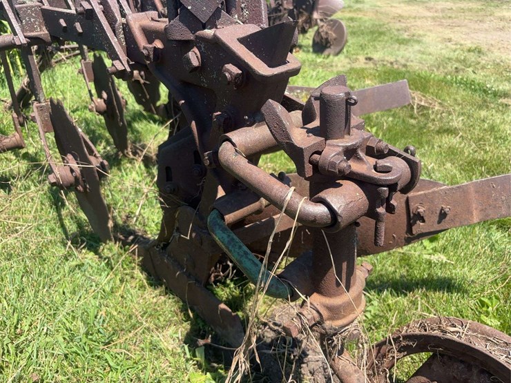 john-deere-14-image-29