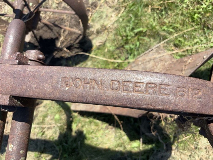 john-deere-14-image-26
