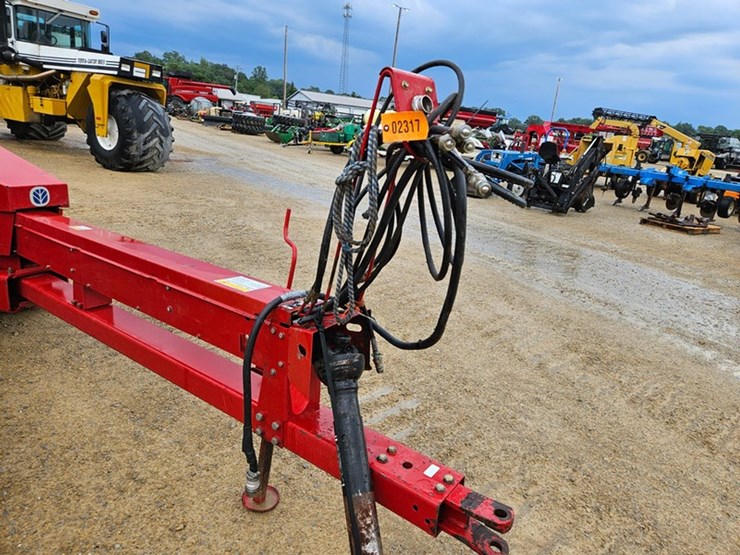 new-holland-900-image-23