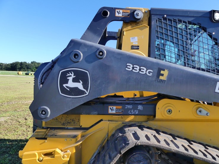 2021-deere-333g-image-7