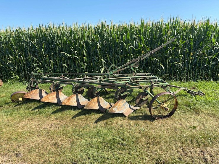 john-deere-14-image-2
