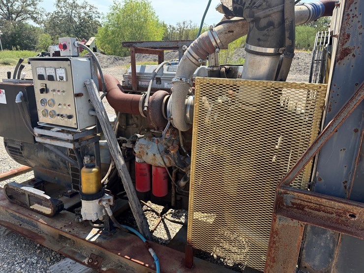 detroit-series-60-w/-generator,-skidded-image-6
